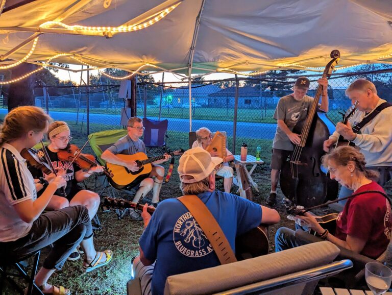 370589868_784638350328515_8370991041551729019_n